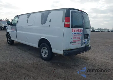 2006 Chevrolet Express Work Van z USA, uszkodzony, nr VIN 1GCHG39U961151928